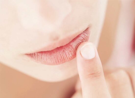 mentoplastia de avance para un mentón retraído