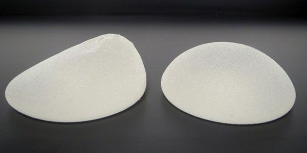 implantes mamarios redondos y anatómicos