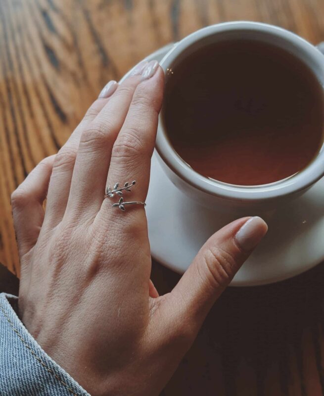 Dr.Vicente Paloma | Rejuvenecimiento manos acido hialuronico