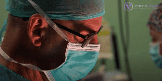 Video-cirugia-aumento-de-pecho-explicación-Dr.-Vicente-Paloma